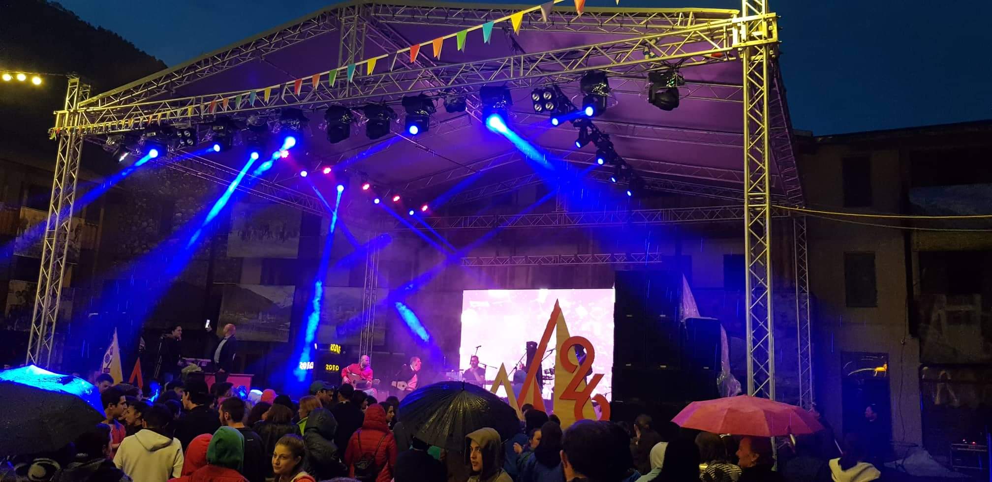 3.9mm LED display in exciting events from customer